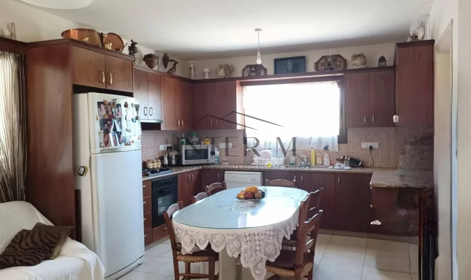 Stylish 3-Bedroom Detached House For Sale In Agios Therapon, Limassol, Cyprus φωτογραφία 10