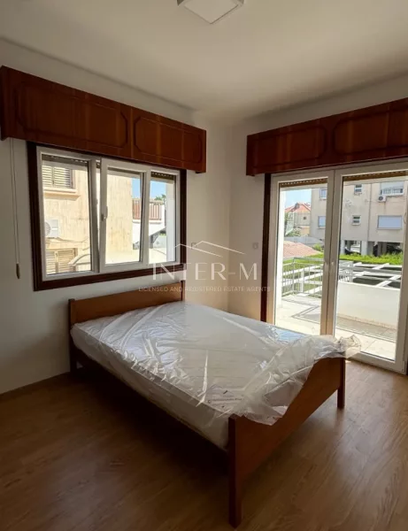 Stunning 3-Bedroom Ground Floor Apartment For Rent In Germasogeia Tourist Area, Limassol (3 Bedroom) photo 2