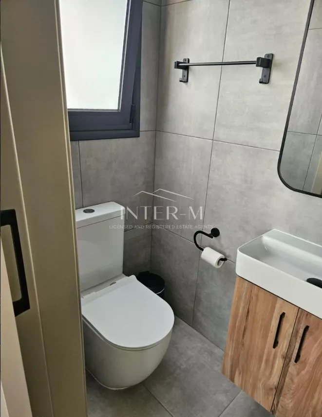 Fully Renovated 3-Bedroom Apartment For Sale In Mesa Geitonia, Limassol (3 Bedroom) φωτογραφία 15