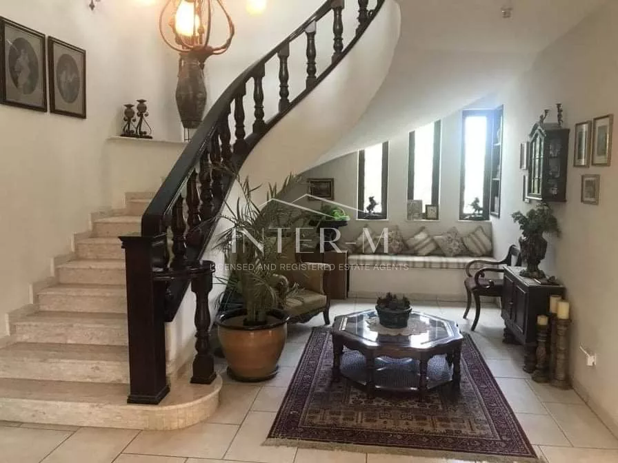 Spacious And Striking Villa For Sale In Mosfiloti, Larnaca (4 Bedroom) φωτογραφία 5
