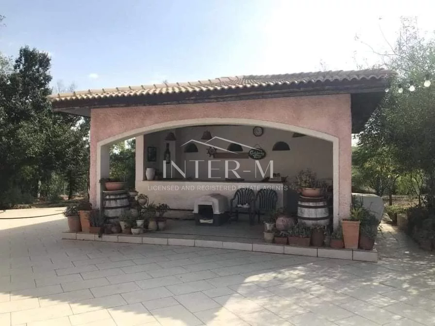 Spacious And Striking Villa For Sale In Mosfiloti, Larnaca (4 Bedroom) φωτογραφία 15
