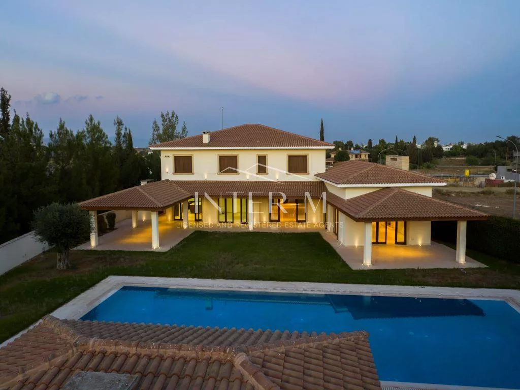Breathtaking Luxurious Villa For Sale In Strovolos, Nicosia (5 Bedroom) photo 32