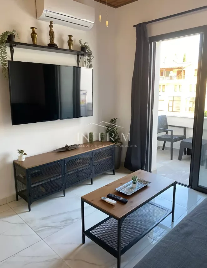 Beautifully Renovated 2-Bedroom Apartment For Sale In Kato Paphos (1 Bedroom)