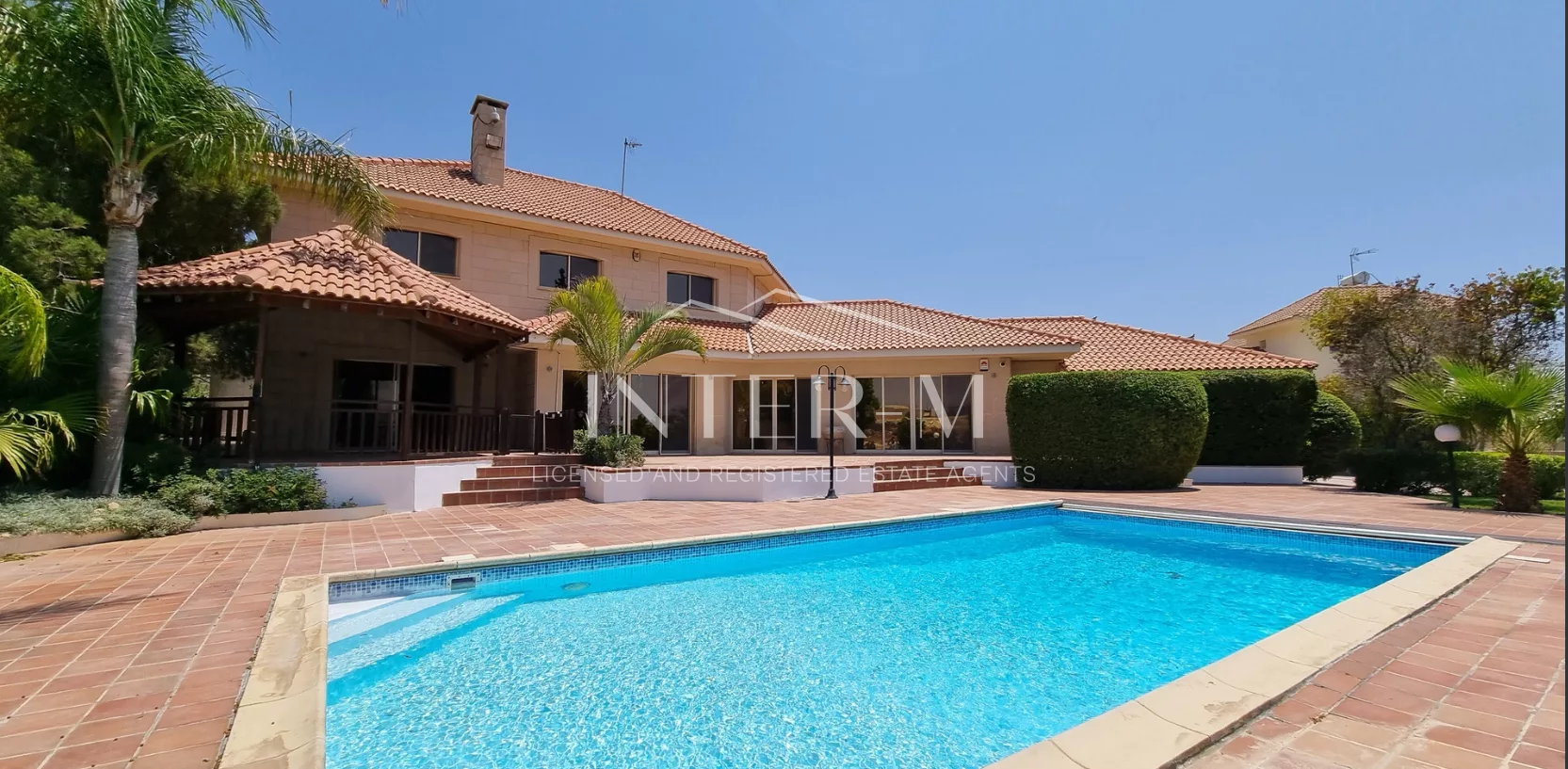 Beutiful Villa For Rent In Agios Tychon, Limassol  (4 Bedroom)