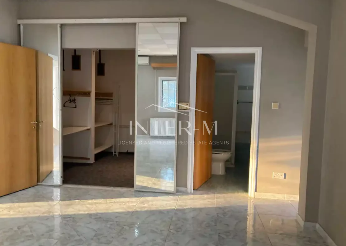 Semi- Detached House For Sale In Nicosia, Lakatamia  (4 Bedroom) φωτογραφία 15