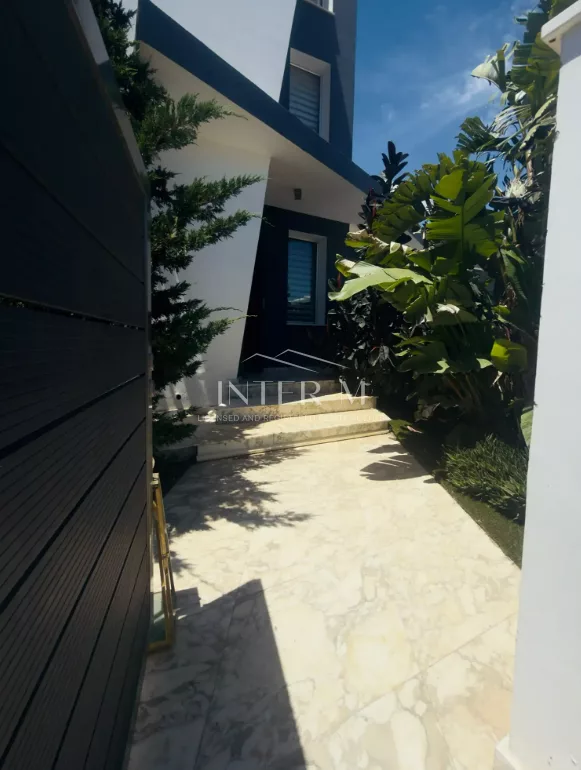 Exceptional 5-Bedroom Detached Family Home With Pool For Sale | Oroklini, Larnaca,Cyprus (5 Bedroom) φωτογραφία 3