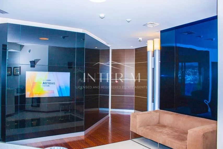 Luxurious Whole-Floor Office Space For Rent In Kapsalos, Limassol, Cyprus(323.70 Sq.m) φωτογραφία 12