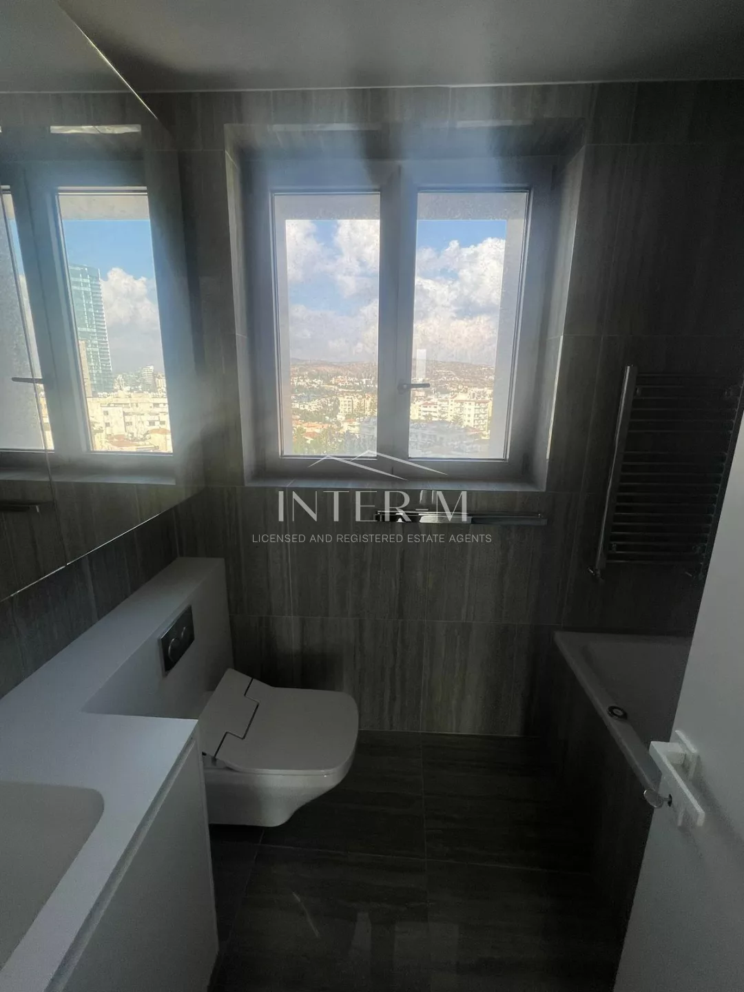 Luxury Apartment For Sale In Germasogeia ,Limassol  (3 Bedroom) photo 13