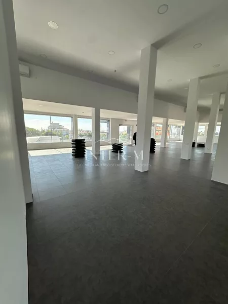Commercial Building For Rent In Agios Athanasios , Limassol , Cyprus photo 4