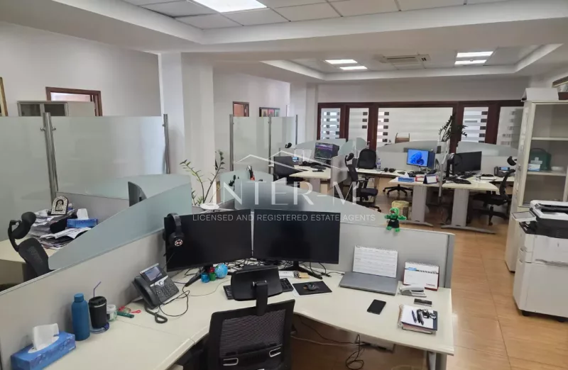 Prestigious Fully Furnished Office for Rent in Limassol Business District – Agia Triada,Limassol,Cyprus φωτογραφία 3