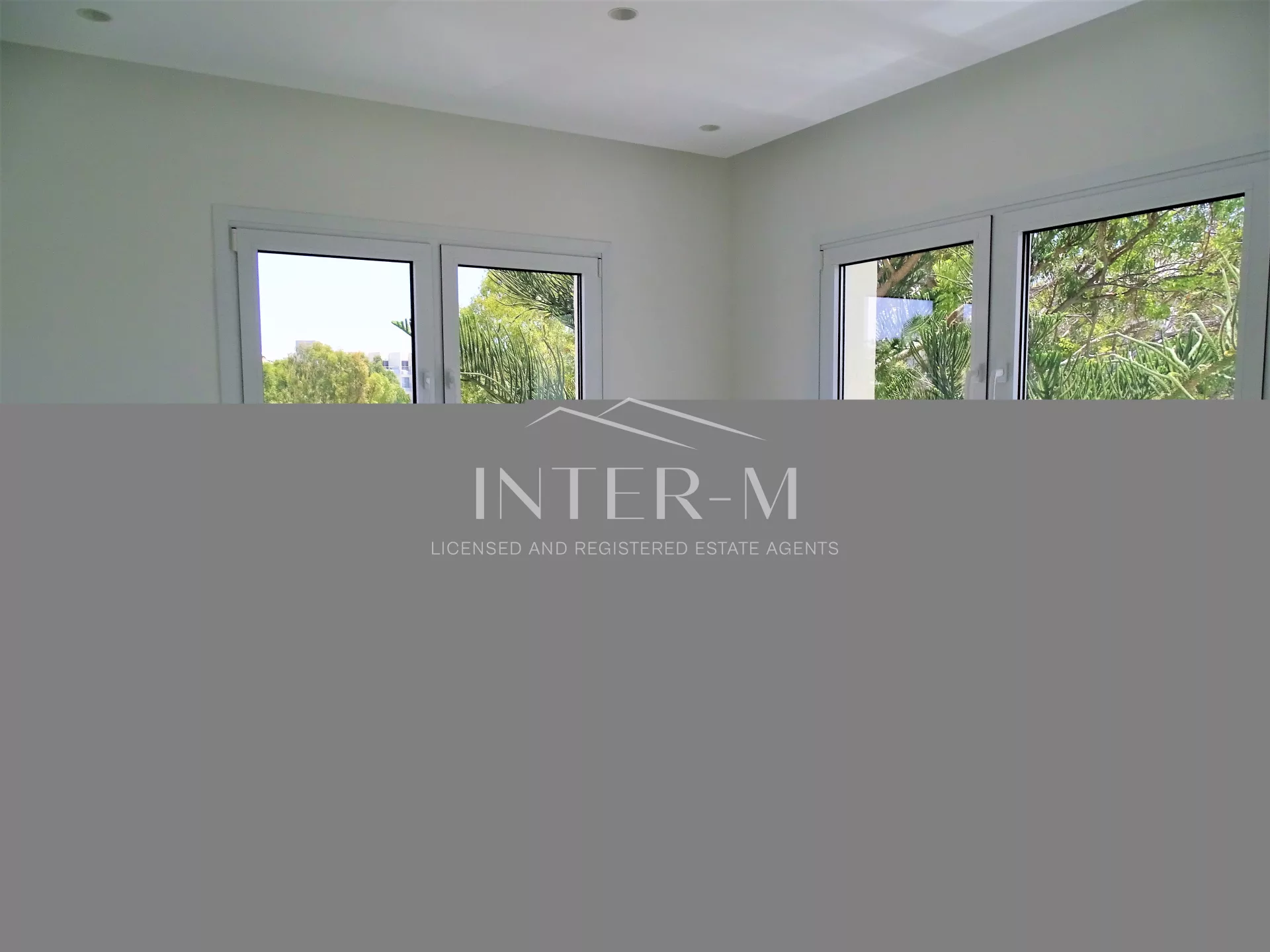 Luxury 3 Bedroom Whole Floor Apartments For Sale In Germasogeia  (3 Bedroom) photo 22