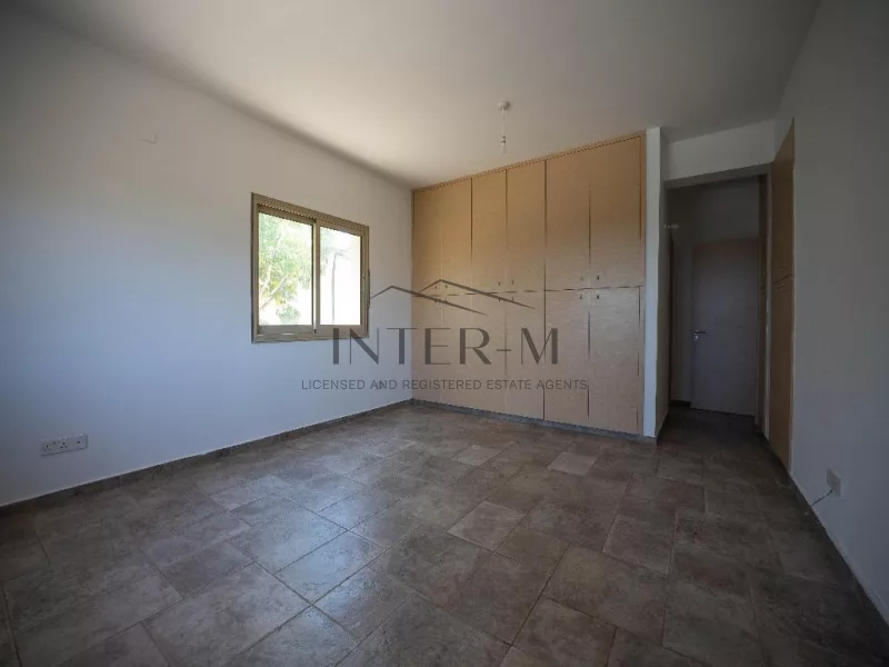 Spacious Flat For Sale In Germasogeia, Limassol (4 Bedroom) photo 2