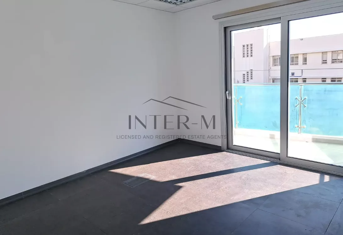 Prime Office Building For Rent In,Limassol, Agios Zoni,Cyprus φωτογραφία 9