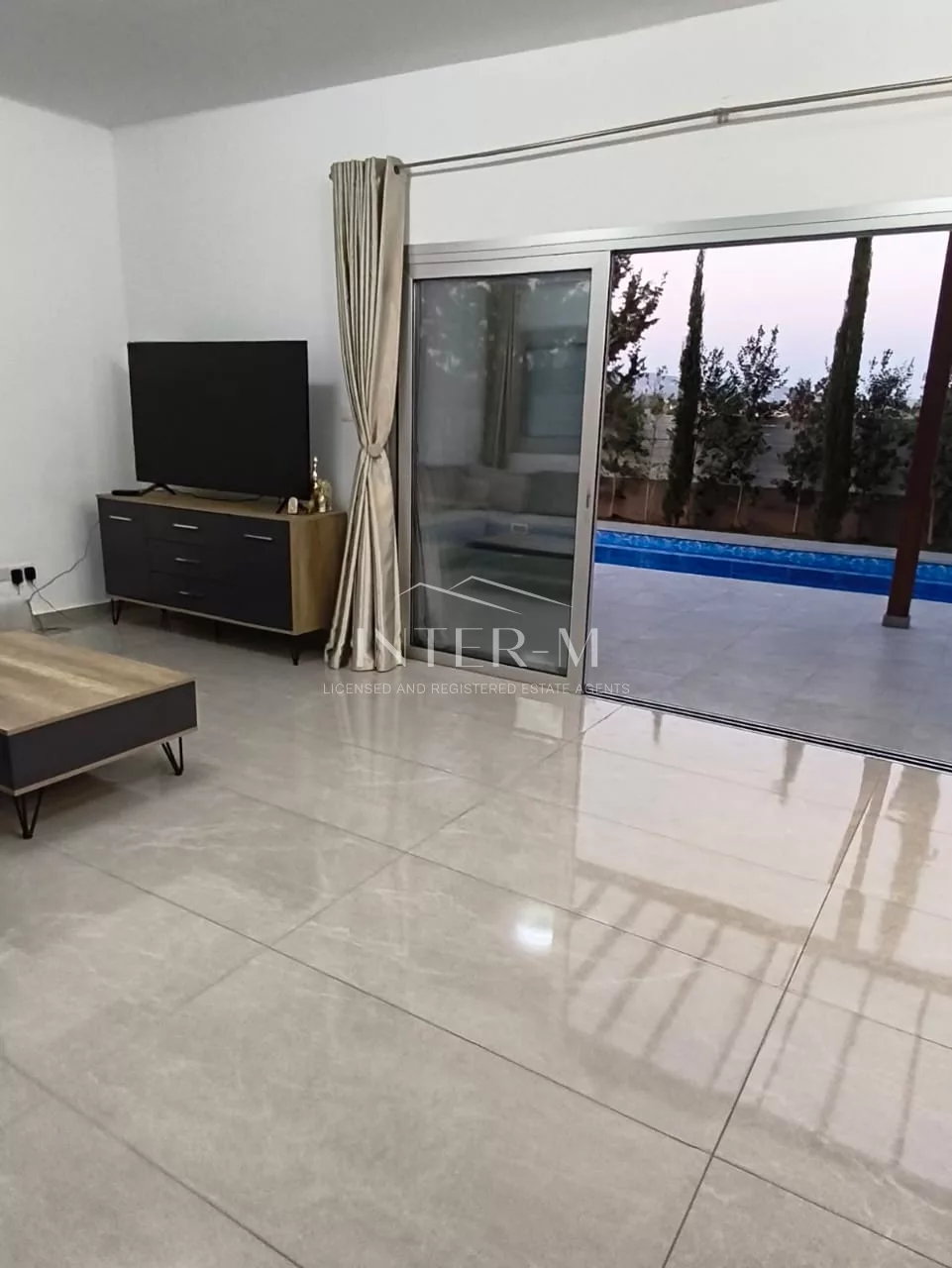 Stunning 4-Bedroom Villa For Rent In Pyrgos, Limassol, Cyprus φωτογραφία 8