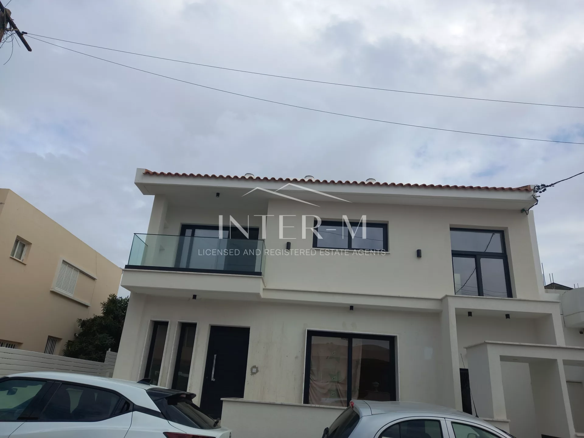 3 Level Semi-detached Building -3 Houses- For Sale In Kato Polemidia (7 Bedrooms) photo 2