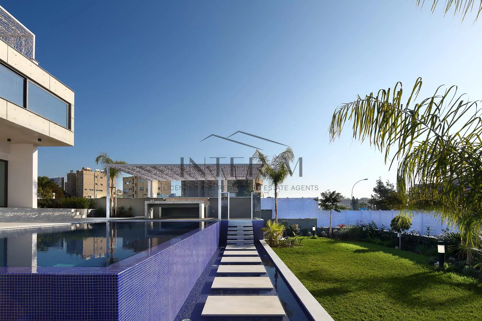 Luxurius Villa With Sea View In Parekklisia  (5 Bedroom)