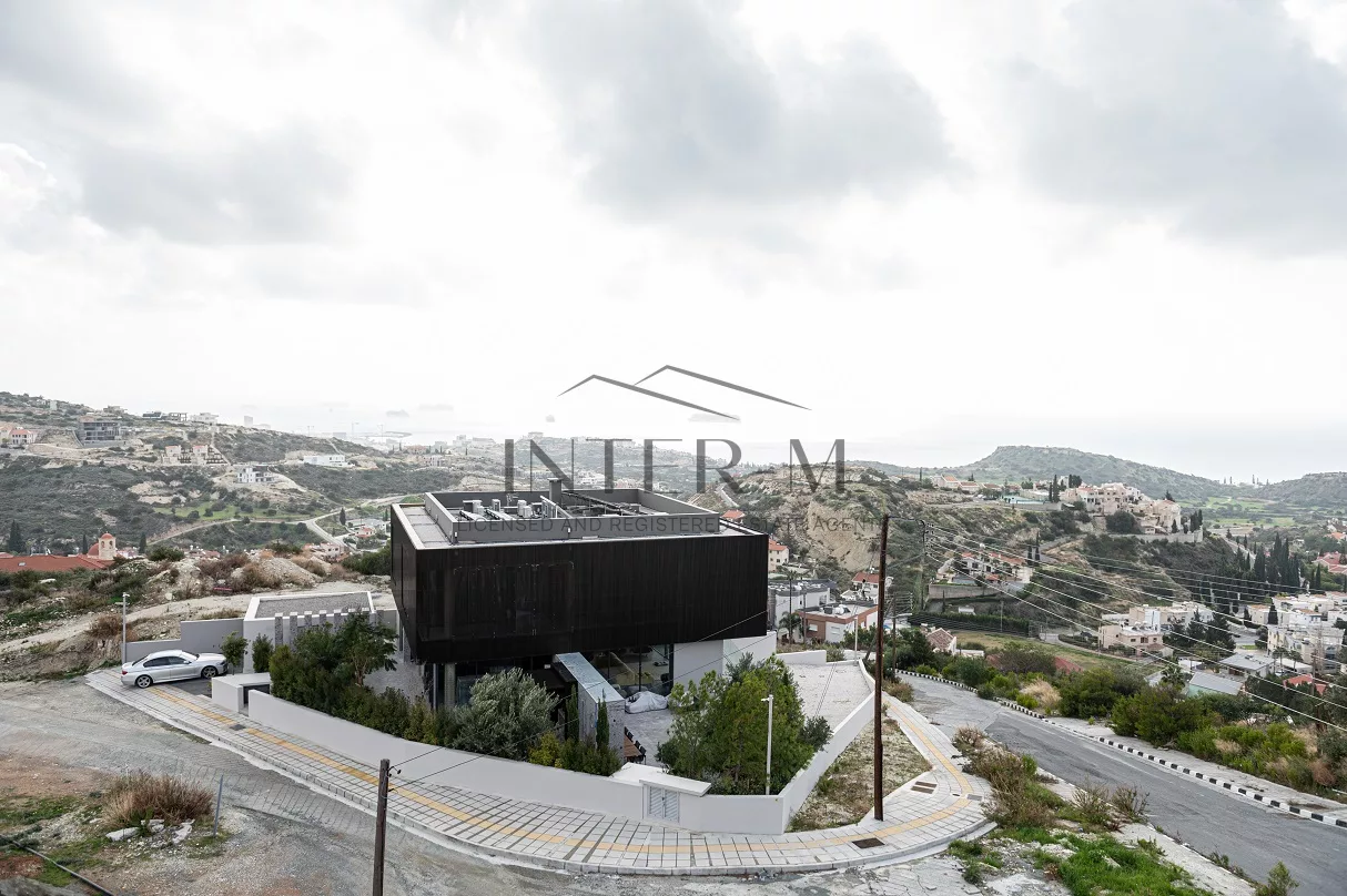 Amazing Villa In Agios Tychonas (5 Bedroom) (5 Bedroom) photo 19