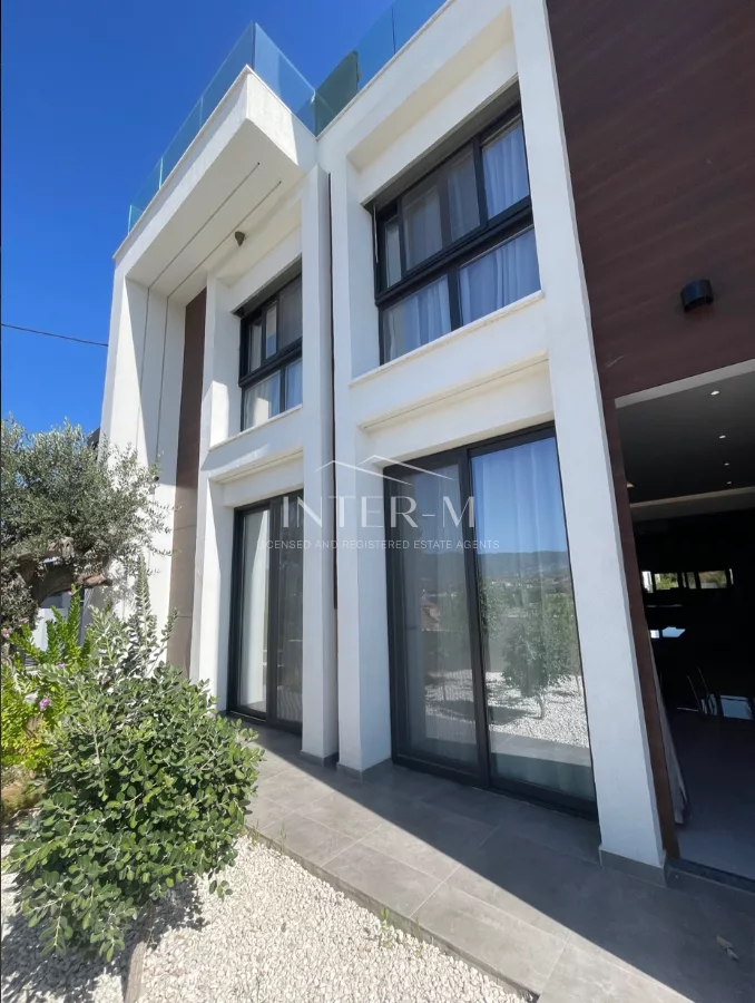 Luxury Villa For Rent In Pareklisia , Limassol  (4 Bedroom) φωτογραφία 14