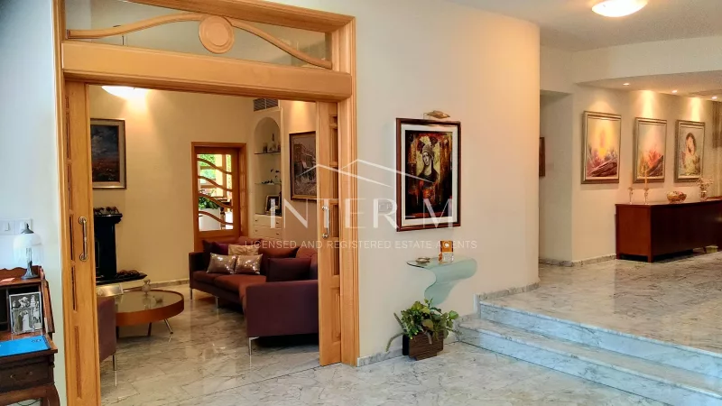 Super Luxurious Villa At Columbia Area In Limassol . photo 4