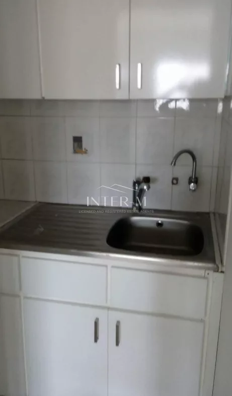 Building In Central Limassol, In Agios Nikolaos Limassol (242 Sq.m) photo 9