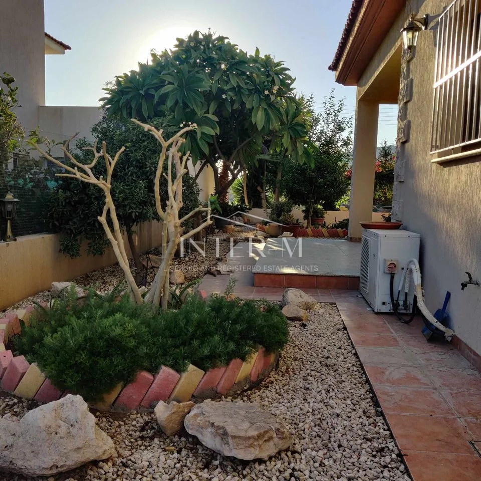 Luxury Villa For Rent In  Pareklisia (5 Bedroom) φωτογραφία 6