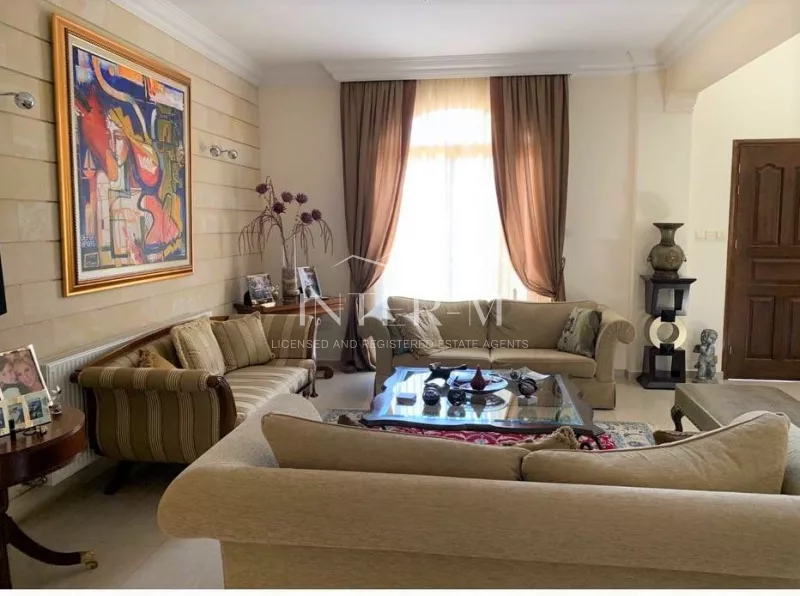 Villa For Sale In Panthea  (6 Bedroom) photo 3