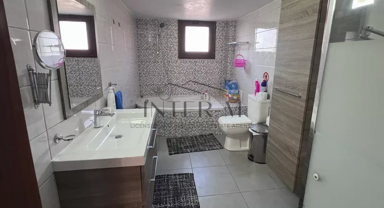 Luxury Villa For Rent In Zakaki Limassol  (6 Bedroom) photo 8