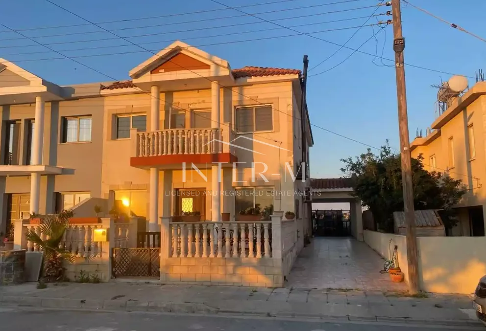 Beautiful Semi  Detached House Fоr Sаle,In Perivolia, Larnaca, Cyprus (4 Bedroom)