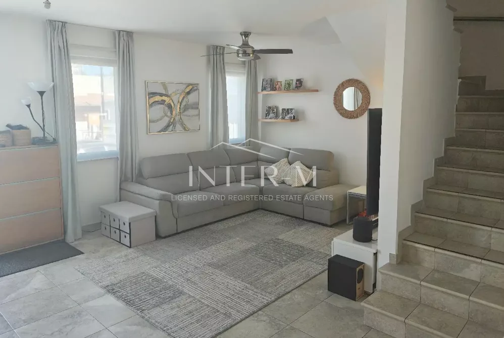 Beautiful 4-Bedroom Semi-Detached House For Sale – Aradippou, Agios Fanourios, Larnaca,Cyprus (4 Bedroom) φωτογραφία 2