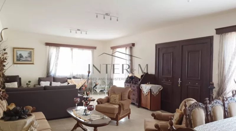 Stylish 3-Bedroom Detached House For Sale In Agios Therapon, Limassol, Cyprus photo 3