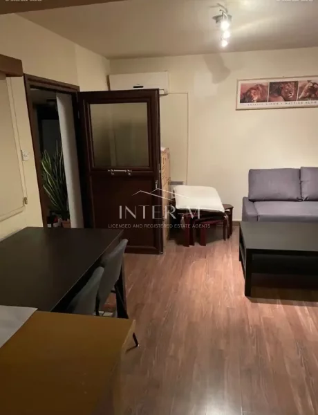 Cozy Semi-Detached Apartment For Rent In Tsirio Area, Limassol (2 Bedroom) φωτογραφία 2