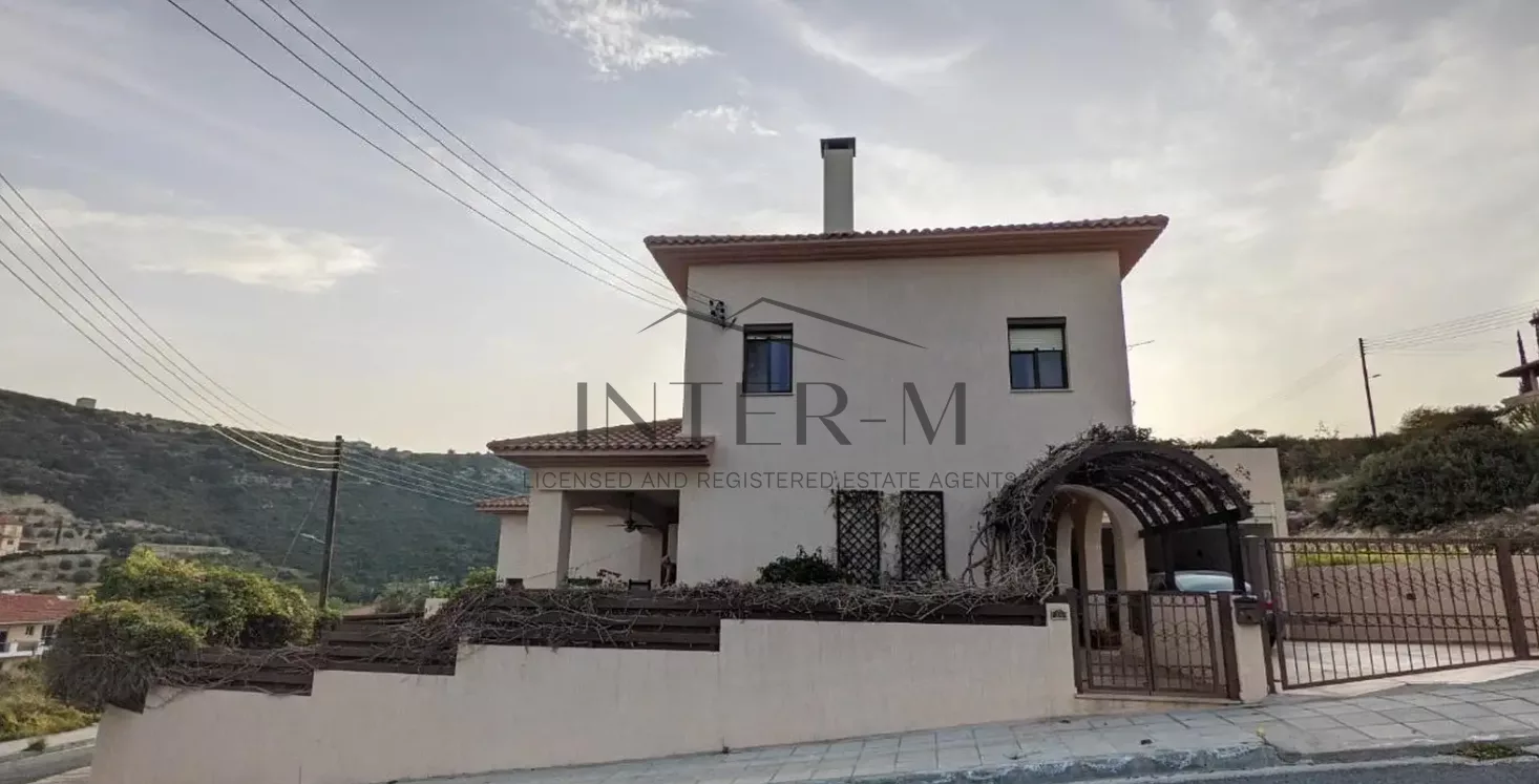 Luxurious 5-Bedroom Villa For Sale – Germasogeia, Limassol, Cyprus (4 Bedroom)