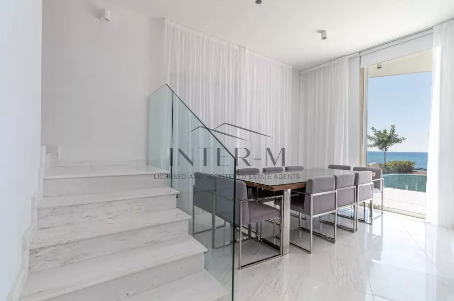 Luxurious Beachfront Villa For Sale In Kissonerga, Paphos, Cyprus (4 Bedrooms) photo 14
