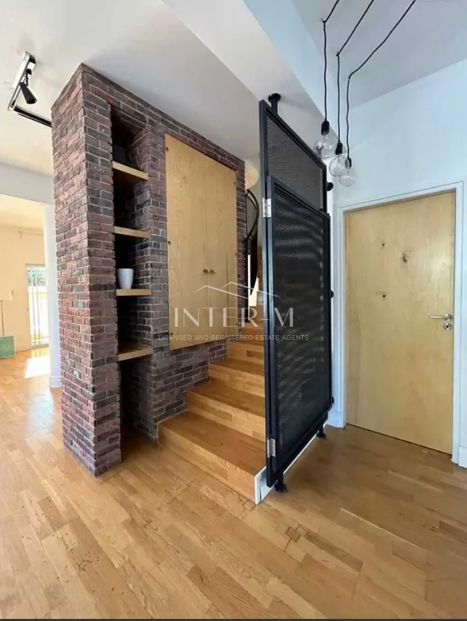 Spacious 5-Bedroom Semi-Detached House For Rent In Agia Fyla, Limassol (5 Bedroom) φωτογραφία 3