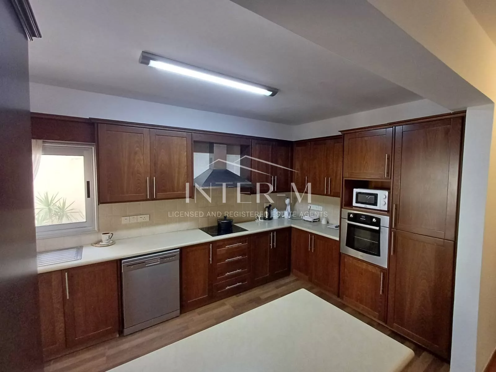 Sea View Apartment For Rent , In Germasogeia Limassol  (3 Bedroom) photo 6