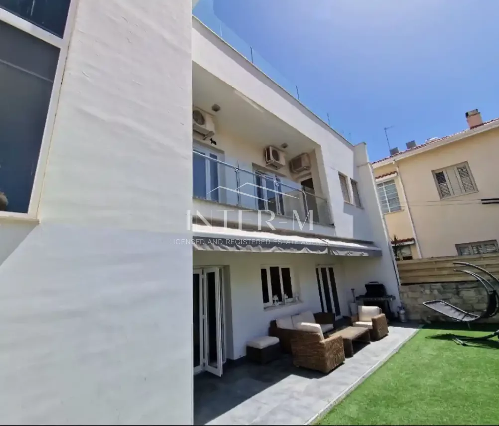 Stunning 5-Bedroom Detached House For Rent In Limassol, Historical Center (5 Bedroom) φωτογραφία 5