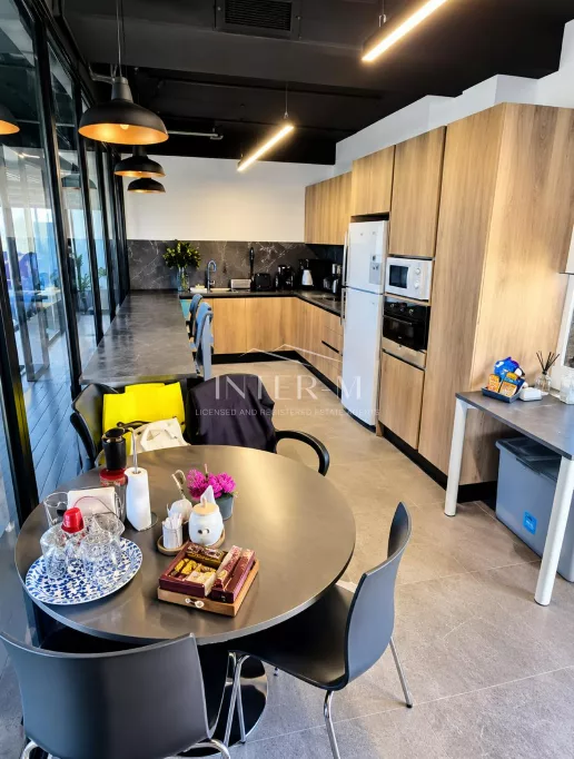Ultra-Modern Hi-Tech Office for Sale in Agios Nikolaos, Limassol,Cyprus φωτογραφία 8