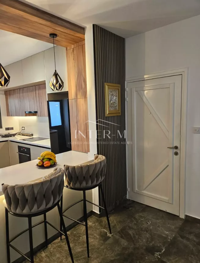Fully Renovated 3-Bedroom Apartment For Sale In Mesa Geitonia, Limassol (3 Bedroom) photo 8