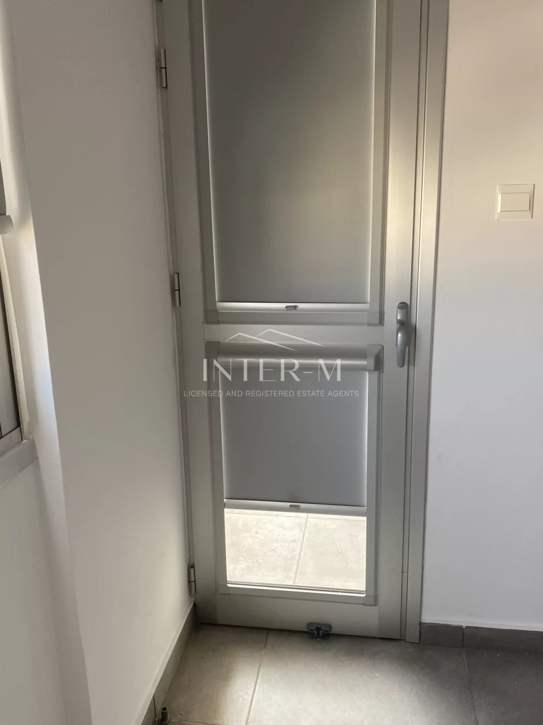 Apartment In Mesa Geitnia For Rent  (3 Bedroom) photo 12