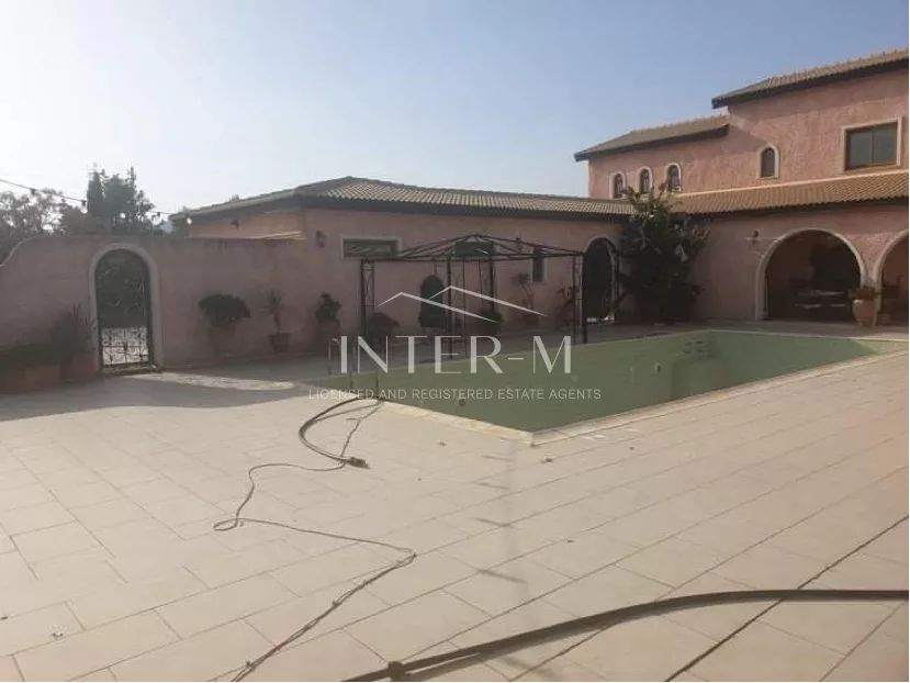 Spacious And Striking Villa For Sale In Mosfiloti, Larnaca (4 Bedroom) φωτογραφία 27