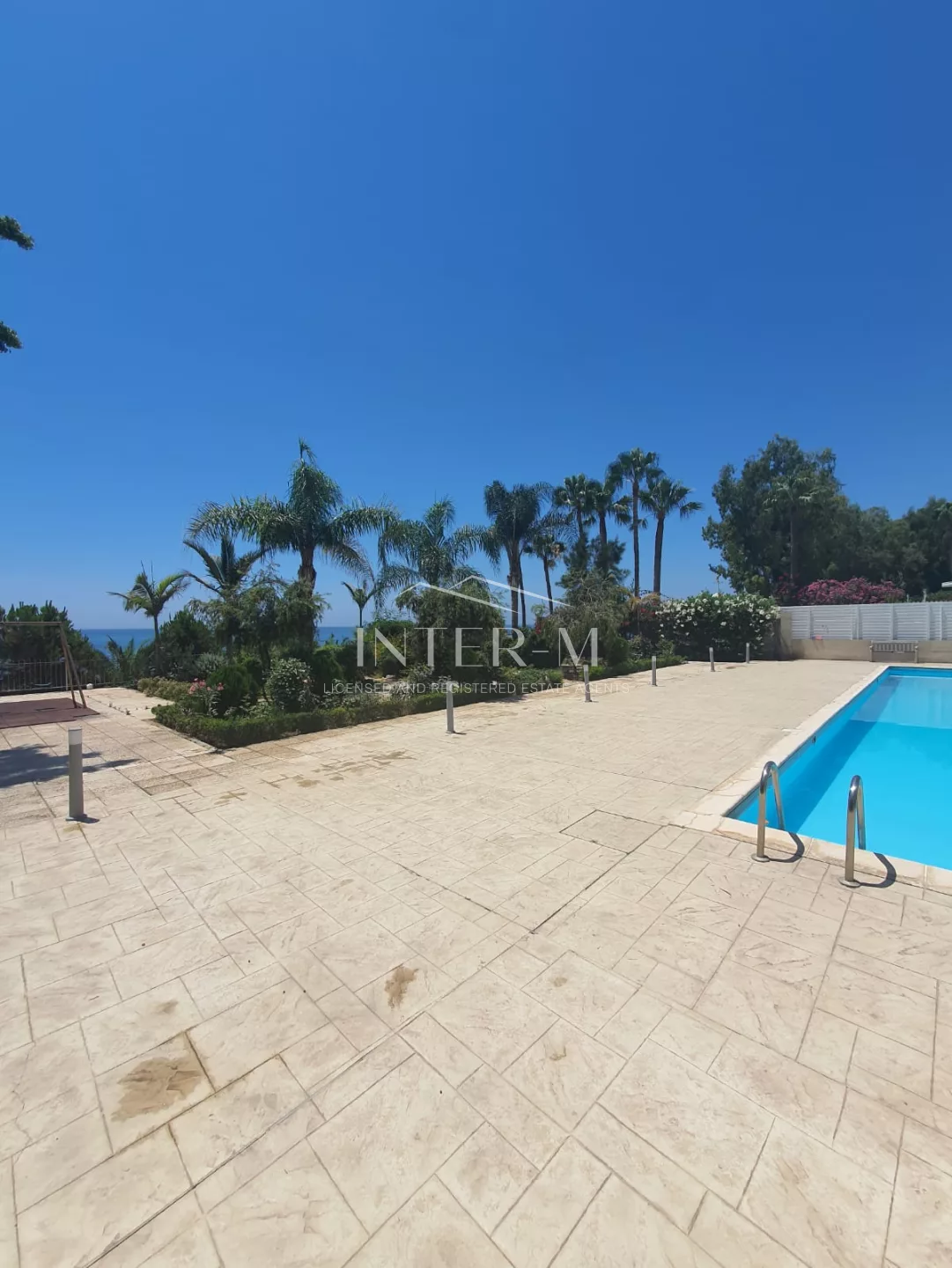 Flat For Sale In Ayios Tychon - Beach Front (3 Bedroom) photo 15