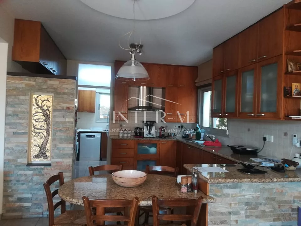 *Villa For Sale In Agia Fyla (4 Bedroom) photo 8