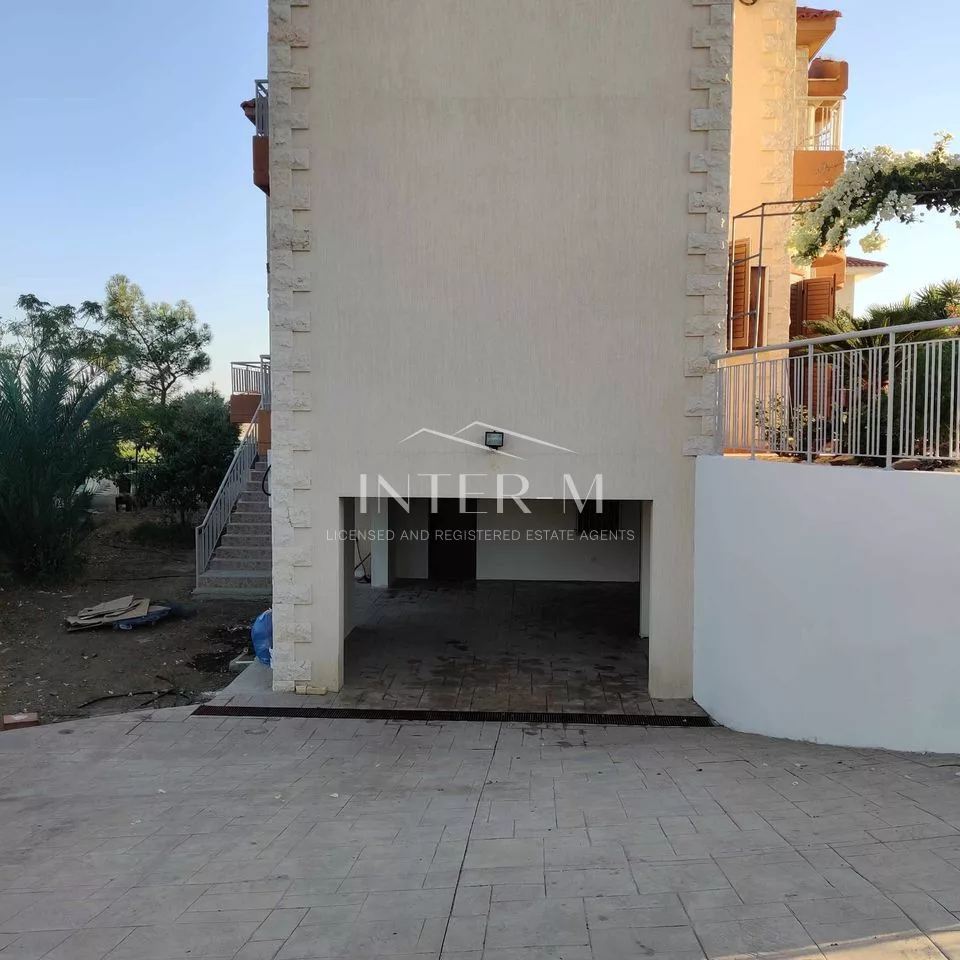 Luxury Villa For Rent In  Pareklisia (5 Bedroom) photo 18