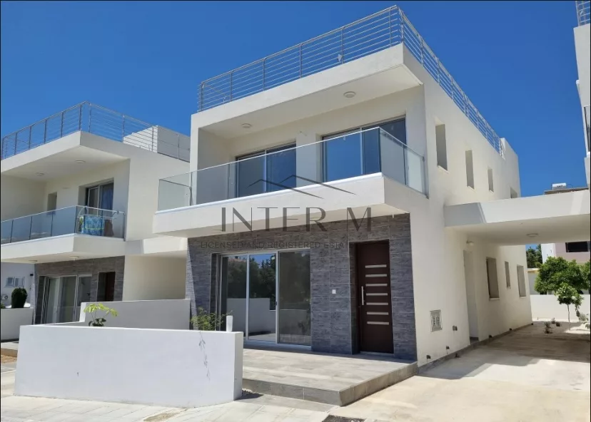 Detached House For Sale In Univeral,Paphos (4 Bedroom)