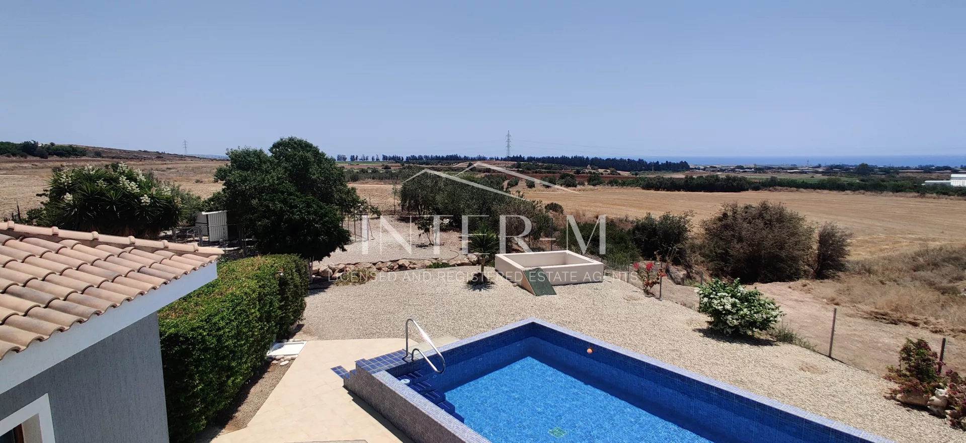 Beautiful Four-Bedrooms House For Sale  (4 Bedroom) φωτογραφία 4