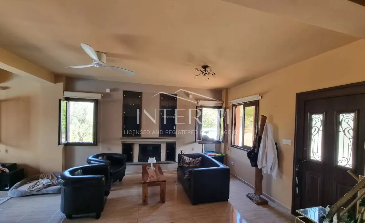 Stunning Villa For Sale In Agia Marina Chrysochous, Limassol (4 Bedrooms) φωτογραφία 9