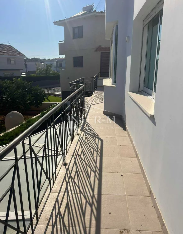 Beautiful Villa For Rent,In Agia Fyla (5 Bedroom) φωτογραφία 8