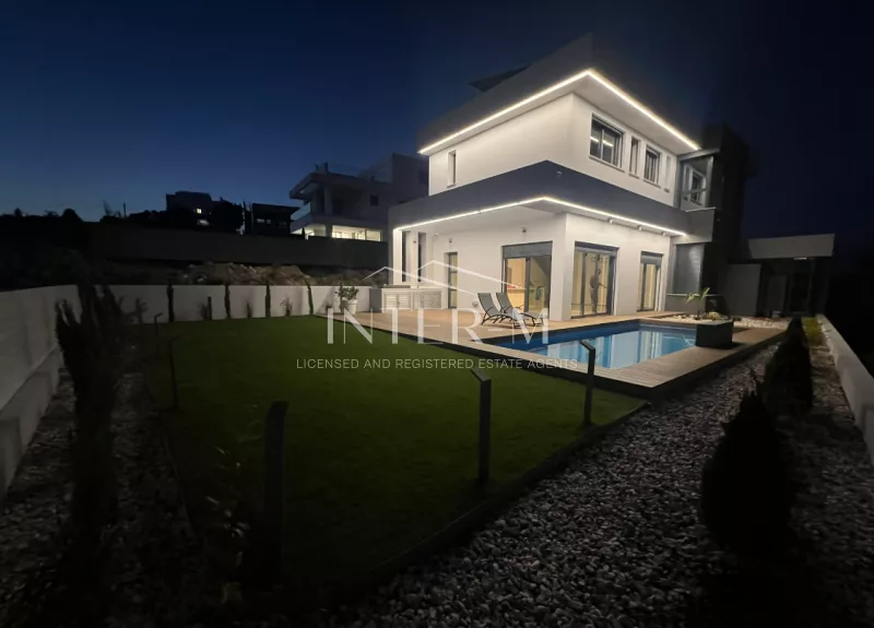 Beautiful Villa For Sale,Agios Athanasios Limassol  (4 Bedroom) photo 2