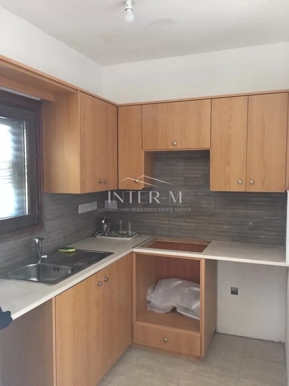 3 Floor Detached House In Kyperounta (2 Bedroom)