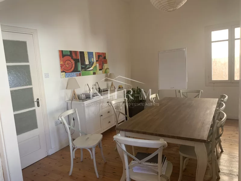 Traditional And Fully Renovated Office For Rent In City Center photo 3